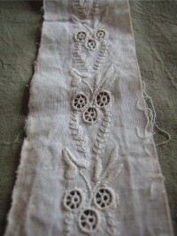 Pinning the Past - Collecting Textiles
