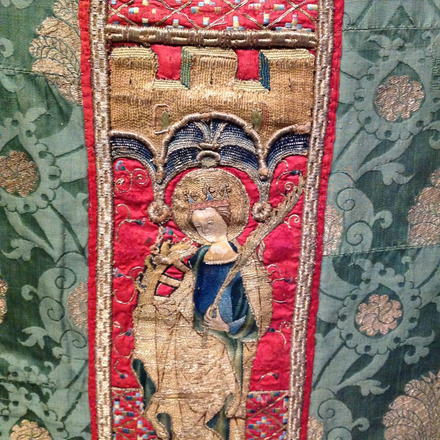 Victoria & Albert Museum Medieval Galleries | Textile Art