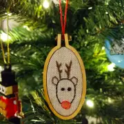 Craft Rocks: Fingerprint Reindeer Christmas Decoration