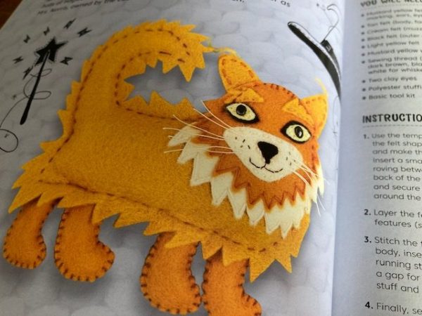 Stitch 50 cats alison j reid  example