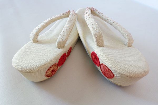Embroidered sandals by Hisae Abe, third-place winner, Hand & Lock Prize for Embroidery, Student Fashion category