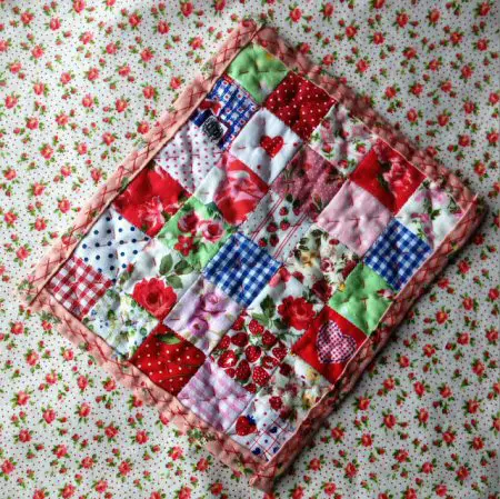 floral dollhouse quilt